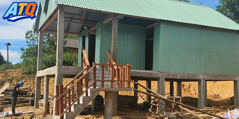 Xây dựng những mái ấm mới cho người dân